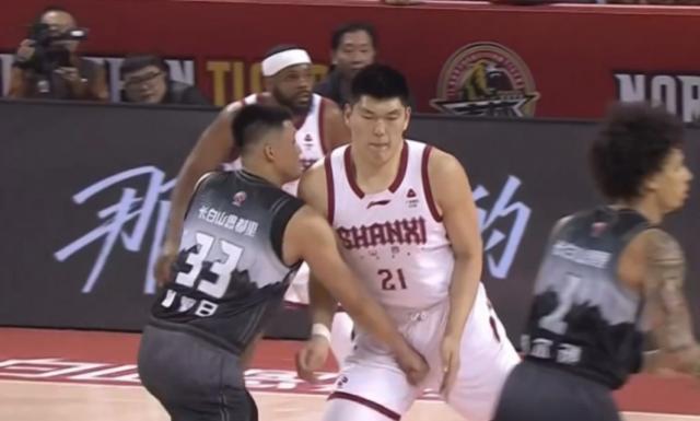 星空体育-拳击刘传兴下体 官方:曾繁日停赛2场&罚款10万元